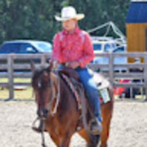 Meet your Posher, Libby